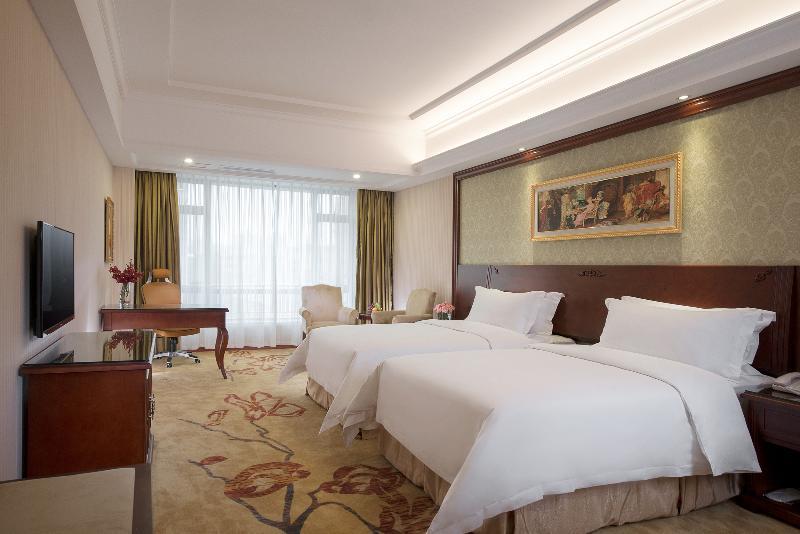 Vienna International Hotel Shanghai Pudong Huinan Экстерьер фото