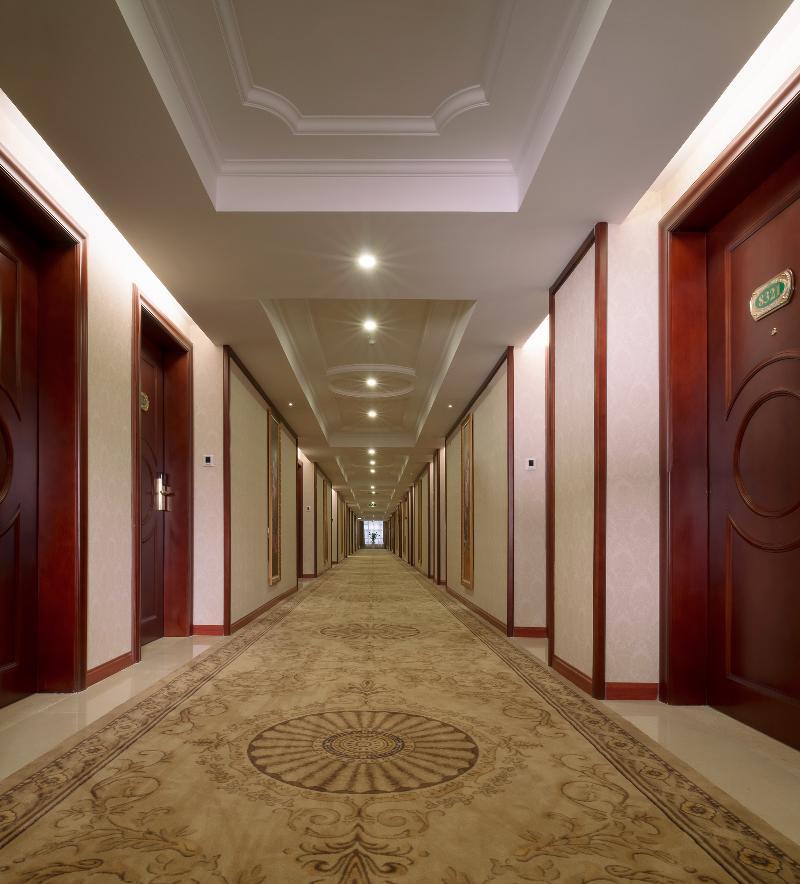 Vienna International Hotel Shanghai Pudong Huinan Экстерьер фото